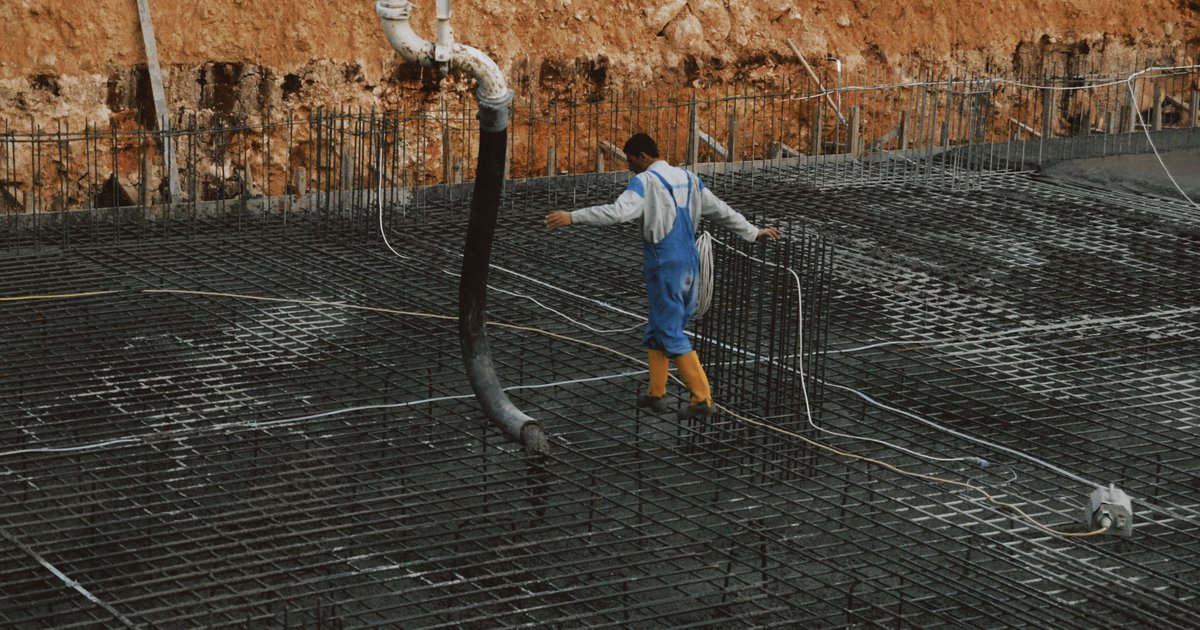 Beton für Fundamente mischen