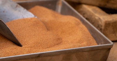 Beton mit Sand mischen: Richtig dosieren