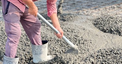 Estrich-Beton selber mischen