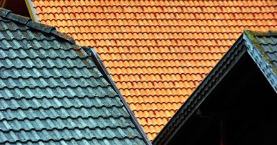 Material und Arten von Dachziegeln