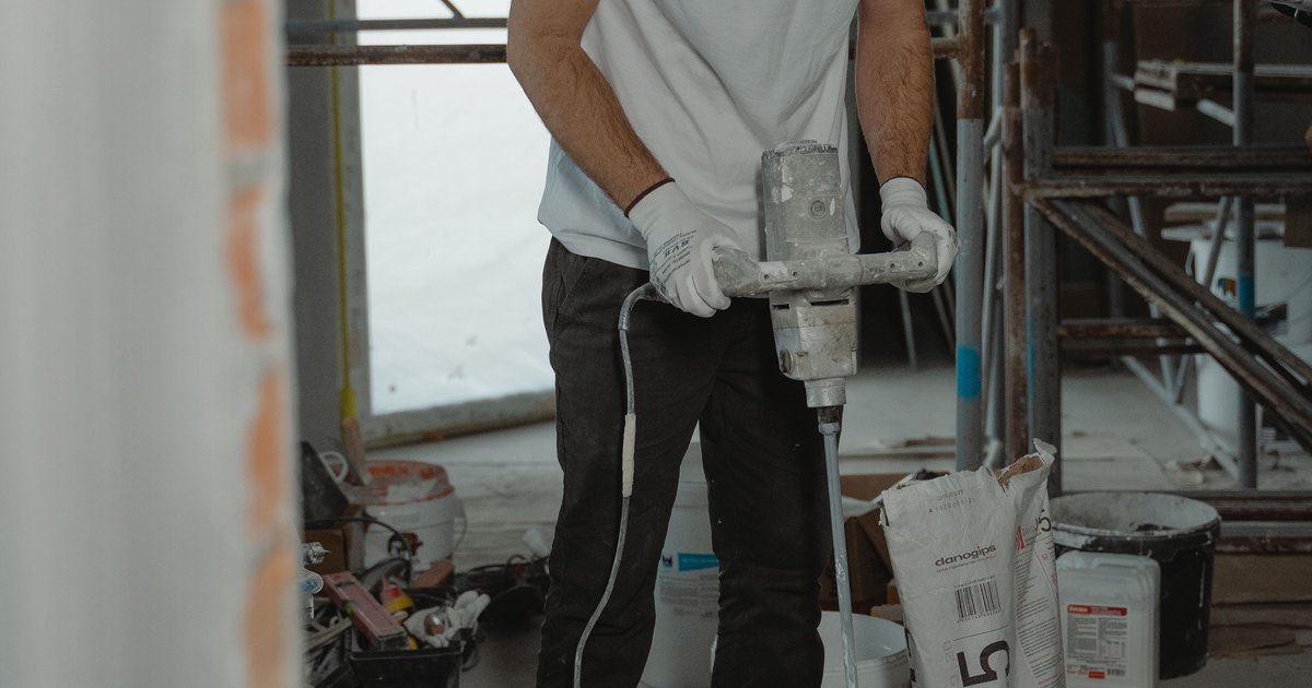Estrich selber verlegen: DIY-Anleitung