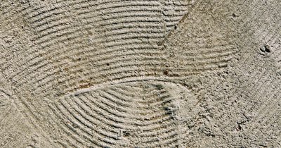Estrich auf Beton verlegen: Schritt für Schritt
